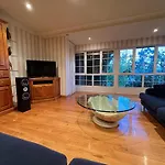 Villa Ostrera *