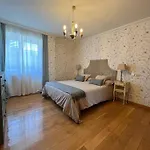 Ostrera Villa *